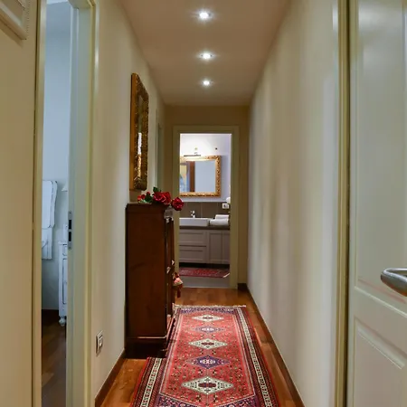 Emily Luxury Apartment