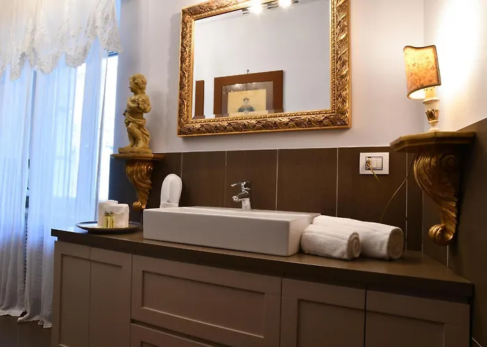 Emily Luxury * Verona